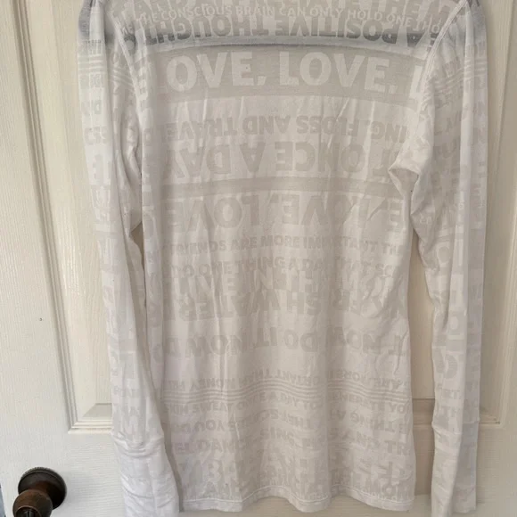 Lululemon Athletica White Graphic Long Sleeve Tee - Picture 3 of 4